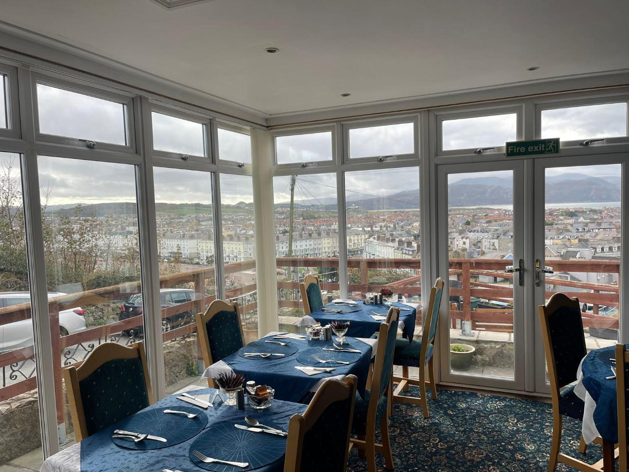 Headlands Hotel Лландидно Екстер'єр фото